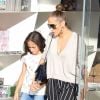 Exclusif - Jennifer Lopez et sa fille Emme font du shopping à Los Angeles, le 20 octobre 2018.
