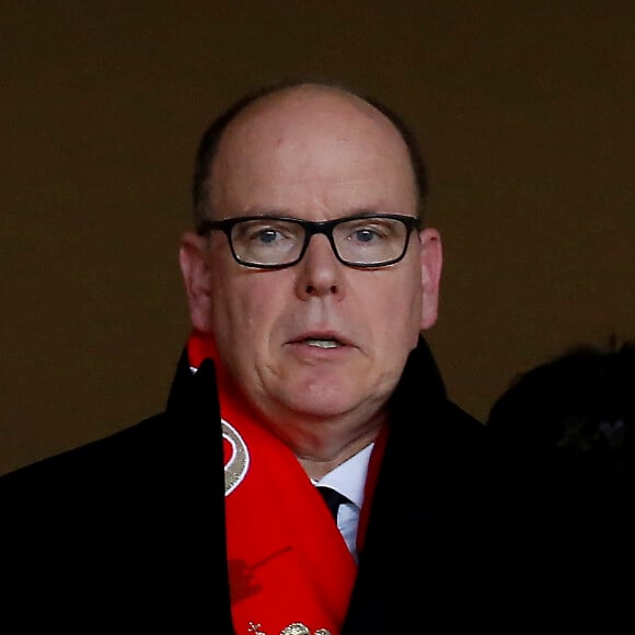 Le prince Albert II de Monaco était dépité par la nouvelle défaite de l'AS Monaco contre Guingamp lors de la 19ème journée de ligue 1 au stade Louis II de Monaco le 22 décembre 2018. © Franz Chavaroche/Nice Matin/Bestimage