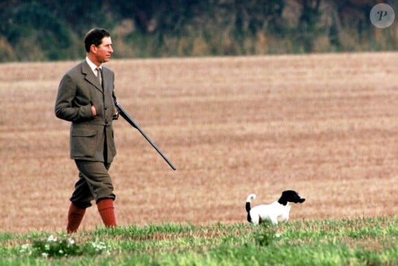 Le prince Charles en pleine partie de chasse à Sandringham, en 1995.