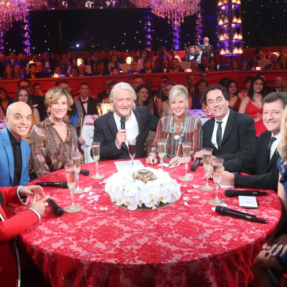 Exclusif - Éric Carrière et Francis Ginibre (Les chevaliers du fiel, Chantal Ladesou, Virginie Hocq, Rachid Badouri, Anne Roumanoff, Caroline Vigneaux - Enregistrement de l'émission "Le grand cabaret sur son 31" à La Plaine Saint-Denis le 30 octobre 2018. Diffusion le 31 décembre 2018 sur France 2. © Bahi / Bestimage