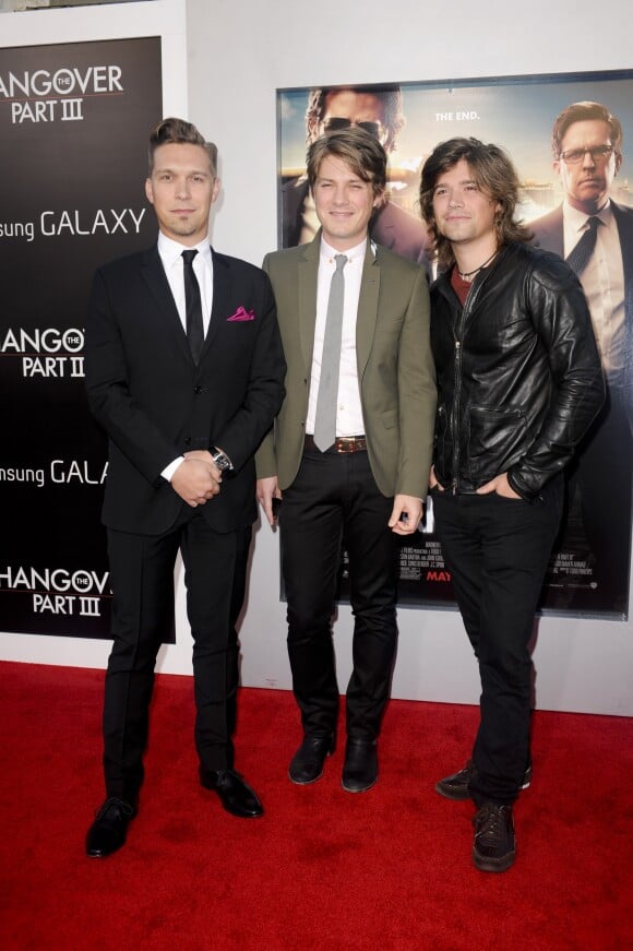 Isaac Hanson, Taylor Hanson et Zac Hanson à la première du film "Very Bad Trip 3" à Los Angeles le 20 mai 2013
