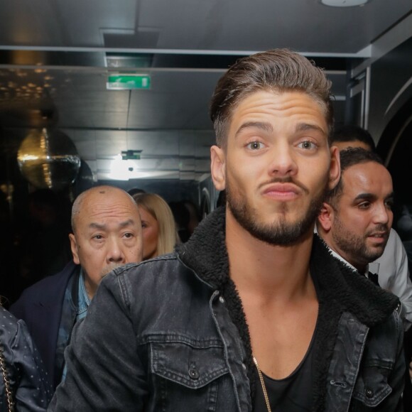 Rayane Bensetti et le photographe Foc Kan - Soirée Masha x Shelby au restaurant Masha à Paris le 27 octobre 2018. © CVS/Bestimage