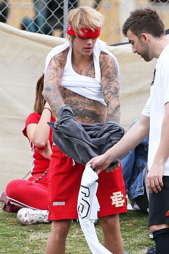 Justin Bieber lors d'un match de football entre amis à Playa Vista. Le 7 avril 2018