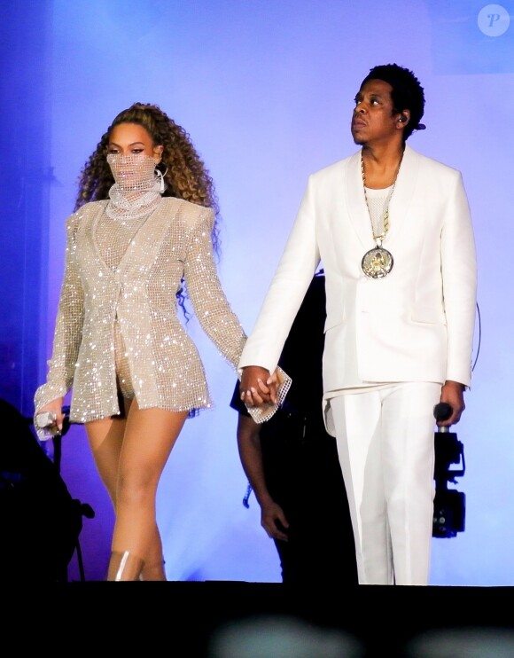 Beyoncé et JAY-Z donnent le coup d'envoi de la tournée "On The Run II" au Principality Stadium à Cardiff, le 6 juin 2018.