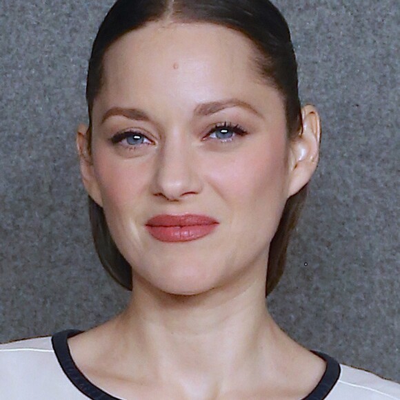 Marion Cotillard - Photocall du défilé de mode The Chanel Croisiere au Metropolitan Museum à New York, le 4 décembre 2018