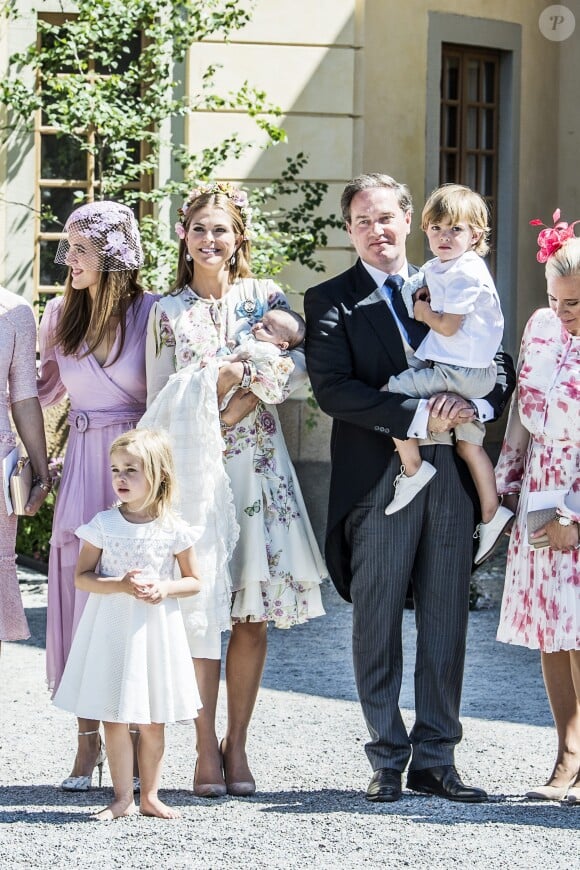 La princesse Madeleine de Suède et son mari Christopher O'Neill lors du baptême de leur fille la princesse Adrienne à Stockholm au palais Drottningholm le 8 juin 2018.