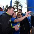 Christian Estrosi, le maire de Nice, et sa femme Laura Tenoudji participent à la 20eme édition de la Prom'Classic, une course à pied de 10kms sur la Promenade des Anglais à Nice le 6 janvier 2019. © Bruno Bebert / Bestimage