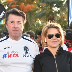 Christian Estrosi, le maire de Nice, et sa femme Laura Tenoudji participent à la 20eme édition de la Prom'Classic, une course à pied de 10kms sur la Promenade des Anglais à Nice le 6 janvier 2019. © Bruno Bebert / Bestimage