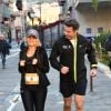 Christian Estrosi, le maire de Nice, et sa femme Laura Tenoudji participent à la 20eme édition de la Prom'Classic, une course à pied de 10kms sur la Promenade des Anglais à Nice le 6 janvier 2019. © Bruno Bebert / Bestimage