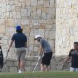 Exclusif - Behati Prinsloo et son mari Adam Levine en vacances à Cabo San Lucas au Mexique le 9 janvier 2019. Le couple vient d'acquérir la maison de Ben Affleck et Jennifer Garner pour la modique somme de 32 millions de dollars. Pendant que Adam joue au golf, Behati prend un petit déjeuner avec des amis.