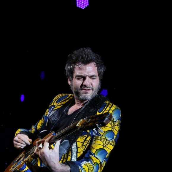 Exclusif - No Tabloïds - Matthieu Chedid (M) en concert avec le collectif LAMOMALI - Dîner de gala de la fondation Akuo suivi d'un concert privé de M.Chedid avec le collectif LAMOMALI au cabaret Lido, à Paris, France, le 17 janvier 2018. © Denis Guignebourg/Bestimage