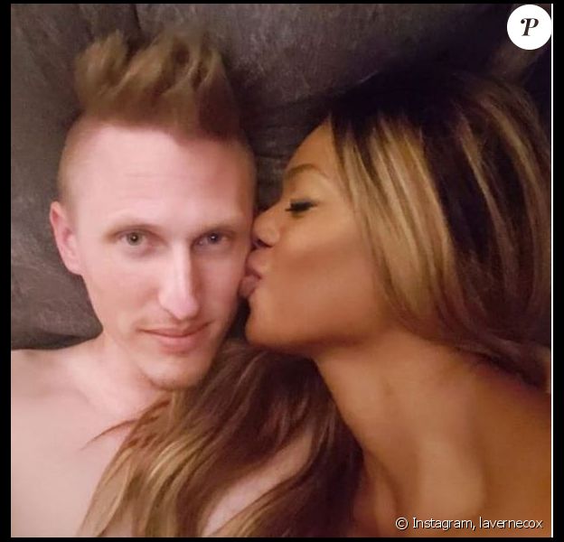 Laverne Cox pose avec son chéri Kyle Draper, au lit, sur Instagram, le 13 janvier 2019