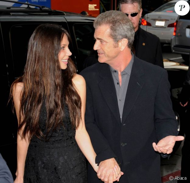 mel gibson papa pour la huitieme fois la premiere avec sa jolie nouvelle compagne purepeople