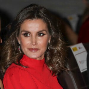 La reine Letizia d'Espagne lors de la remise des National Fashion Awards à Madrid le 19 décembre 2018.