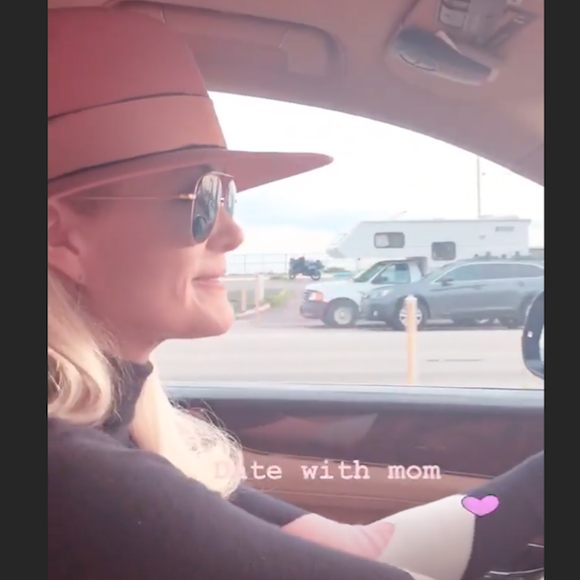 Laeticia Hallyday en tête à tête avec sa fille Jade à Los Angeles, janvier 2019.
