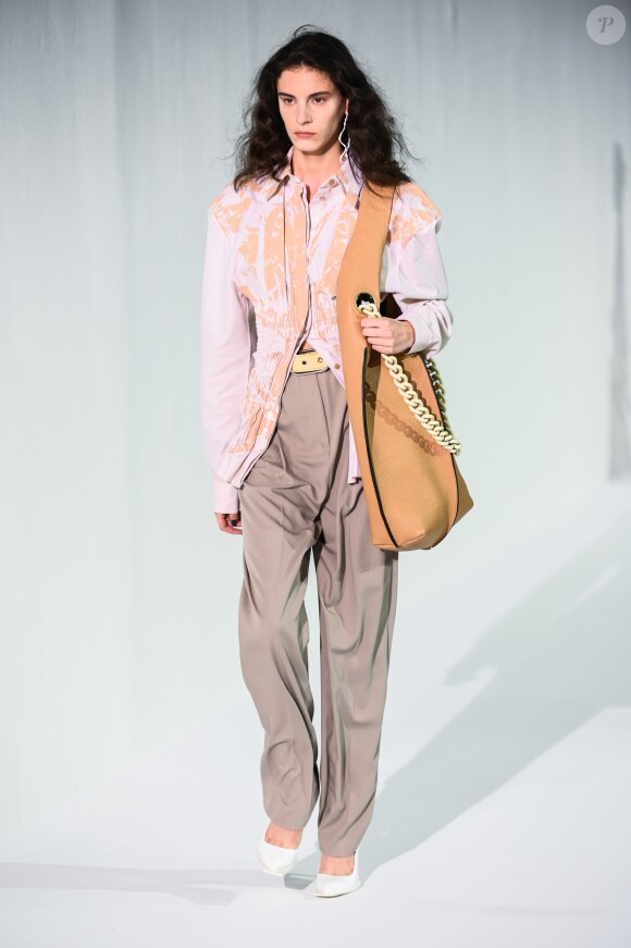 Défilé de mode Acne Studios, collection prêt-à-porter automne-hiver 2019-20 à Paris, le 20 janvier 2019.