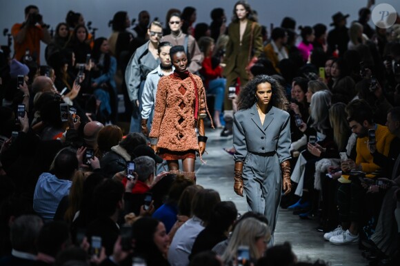 Défilé de mode Acne Studios, collection prêt-à-porter automne-hiver 2019-20 à Paris, le 20 janvier 2019.