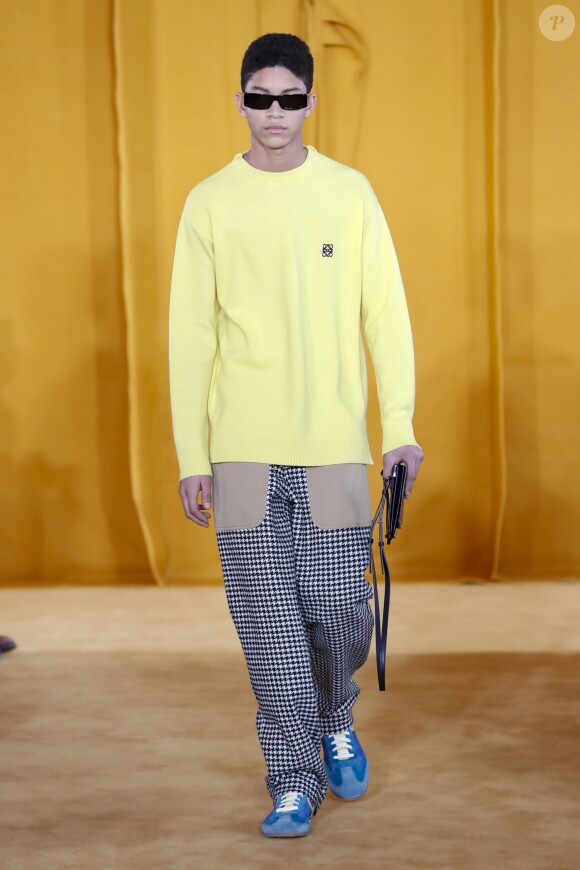 Défilé de mode Loewe collection Automne-Hiver 2019/20 lors de la fashion week Homme à Paris, le 19 janvier 2019.