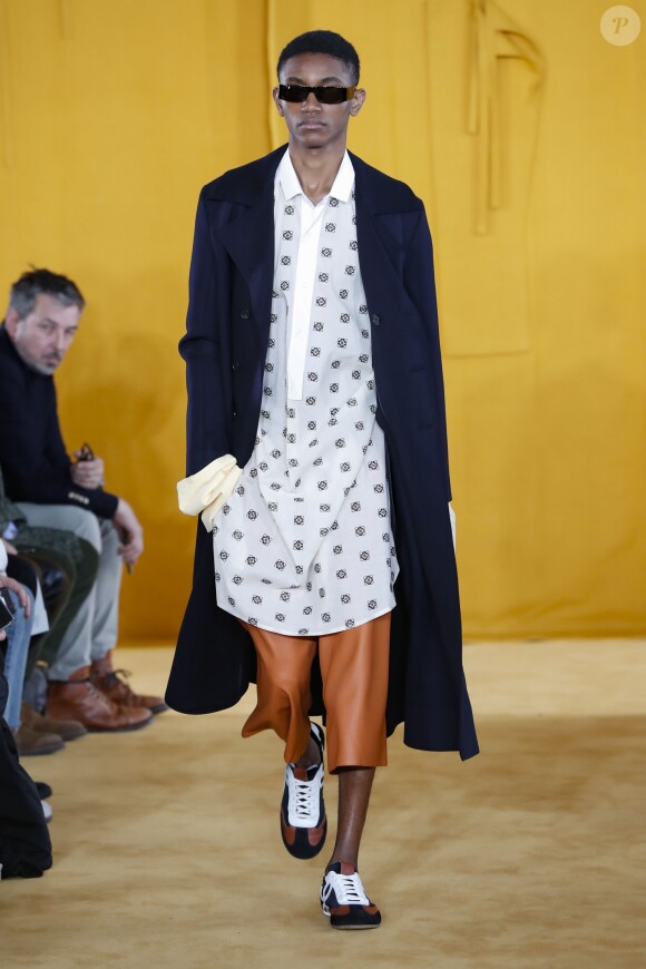 Défilé de mode Loewe collection Automne-Hiver 2019/20 lors de la fashion week Homme à Paris, le 19 janvier 2019.
