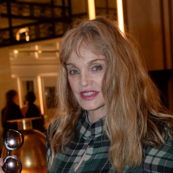 Exclusif - Arielle Dombasle - Première du film "A deux heures de Paris" lors de la 5ème édition du Festival du cinéma de La Baule le 8 novembre 2018. © Rachid Bellak/Bestimage