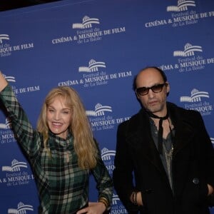 Exclusif - Arielle Dombasle, Nicolas Ker - Première du film "A deux heures de Paris" lors de la 5ème édition du Festival du cinéma de La Baule le 8 novembre 2018. © Rachid Bellak/Bestimage