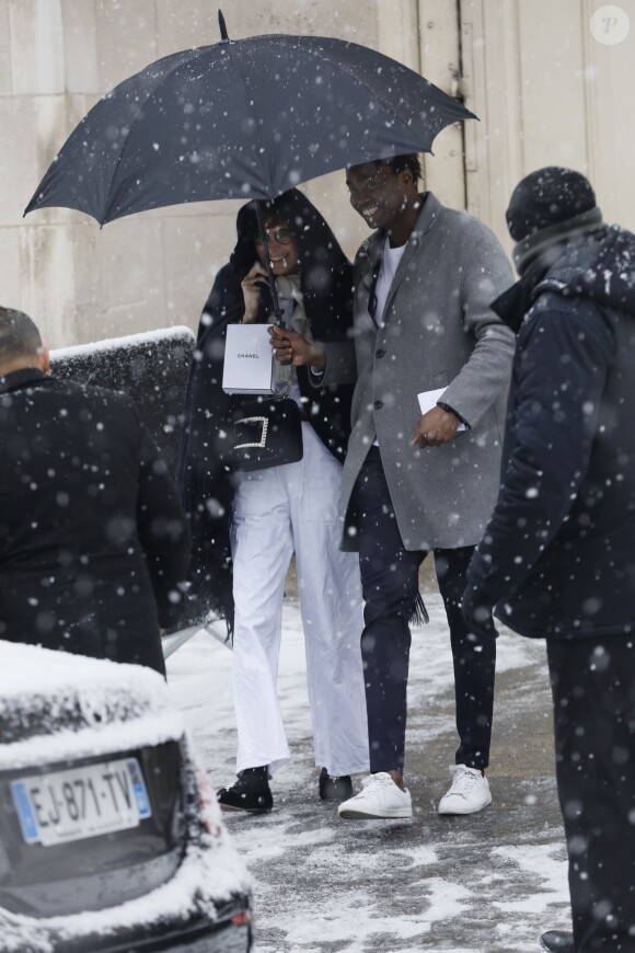 Inès de la Fressange à la sortie du défilé Chanel au Grand Palais lors de la Fashion Week Haute Couture collection printemps/été 2019 de Paris, France, le 22 janvier 2019. © CVS/Bestimage