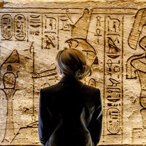 Le président de la République française Emmanuel Macron, son épouse la première dame Brigitte Macron, le ministre de la Culture Franck Riester et le ministre de l'Europe et des Affaires Etrangères Jean-Yves Le Drian visitent le temple au temple d'Abou Simbel – Le couple présidentiel entame sa vitie de trois jours en Egypte, le dimanche 27 janvier 2019 © Eliot Blondet/Pool/Bestimage