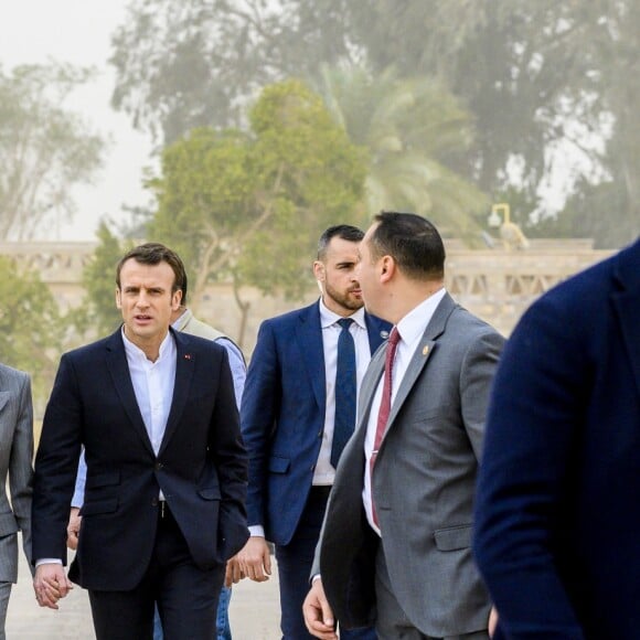 Le président de la République française Emmanuel Macron, son épouse la première dame Brigitte Macron, le ministre de la Culture Franck Riester et le ministre de l'Europe et des Affaires Etrangères Jean-Yves Le Drian visitent le temple au temple d'Abou Simbel – Le couple présidentiel entame sa vitie de trois jours en Egypte, le dimanche 27 janvier 2019 © Eliot Blondet/Pool/Bestimage