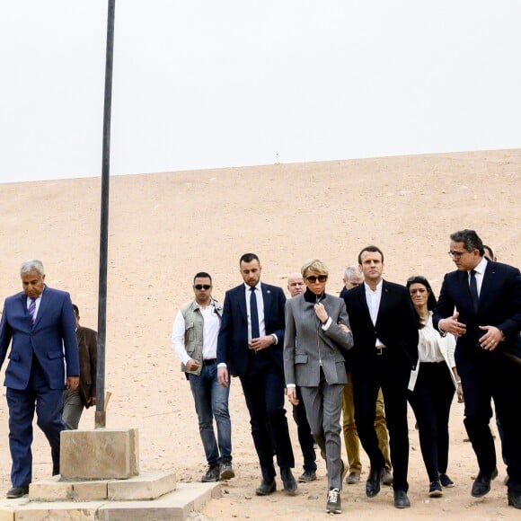 Le président de la République française Emmanuel Macron, son épouse la première dame Brigitte Macron, le ministre de la Culture Franck Riester et le ministre de l'Europe et des Affaires Etrangères Jean-Yves Le Drian visitent le temple au temple d'Abou Simbel – Le couple présidentiel entame sa vitie de trois jours en Egypte, le dimanche 27 janvier 2019 © Eliot Blondet/Pool/Bestimage