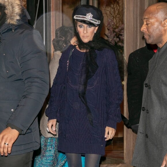Céline Dion quitte l'hôtel Plaza Athénée à Paris le 29 janier 2019.