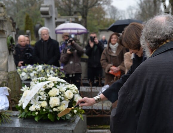 Macha Méril - Obsèques de Michel Legrand - Arrivées au cimetière du Père Lachaise à Paris le 1er février 2019