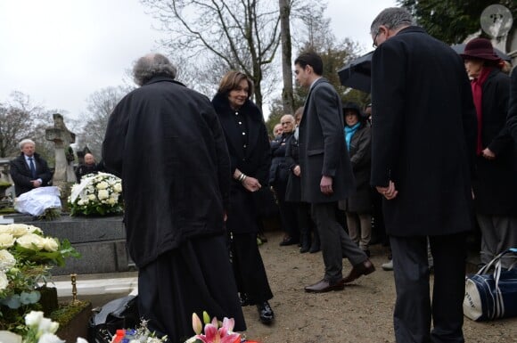 Macha Méril, Stanislas, petit-fils de Michel Legrand - Obsèques de Michel Legrand - Arrivées au cimetière du Père Lachaise à Paris le 1er février 2019