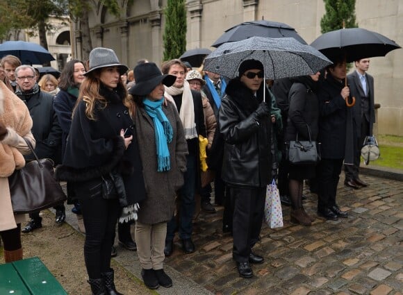 Dominique Rageys, fille de Michel Legrand - Familles et proches - Obsèques de Michel Legrand - Arrivées au cimetière du Père Lachaise à Paris le 1er février 2019.