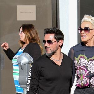 Exclusif - Brigitte Nielsen et son mari Mattia Dessì sont allés déjeuner en amoureux au restaurant Joan's On Third à Studio City, Los Angeles, le 24 janvier 2019