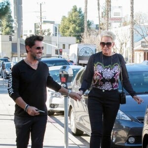 Exclusif - Brigitte Nielsen et son mari Mattia Dessì sont allés déjeuner en amoureux au restaurant Joan's On Third à Studio City, Los Angeles, le 24 janvier 2019