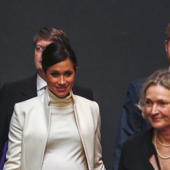 Le prince Harry, duc de Sussex, et Meghan Markle, duchesse de Sussex, enceinte, arrivent au musée d'histoire naturelle pour assister à la soirée de gala The Wider Earth à Londres le 12 février 2019.