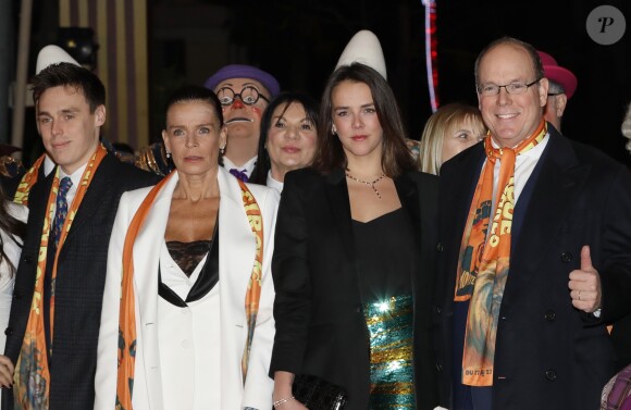 Louis Ducruet et sa fiancée Marie, la princesse Stéphanie de Monaco, Pauline Ducruet et le prince Albert II de Monaco - La famille princière de Monaco à la soirée de remise de prix du 43ème festival international du cirque de Monte-Carlo sous le chapiteau de Fontvieille à Monaco le 22 janvier 2019. © Claudia Albuquerque/Bestimage