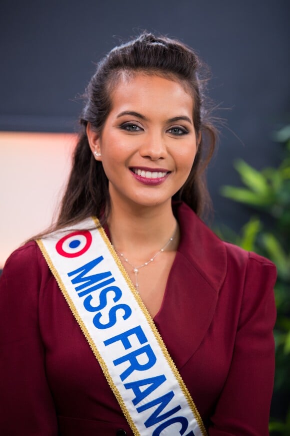 Exclusif - Rendez-vous avec Vaimalama Chaves, Miss France 2019 dans les locaux de Webedia pour une Interview pour Purepeople à Levallois-Perret le 30 janvier 2019.