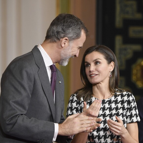 Le roi Felipe VI et la reine Letizia d'Espagne remettaient le 18 février 2019 les médailles d'or du mérite des Beaux-Arts lors d'une cérémonie au Palais de la Merced à Cordoue.