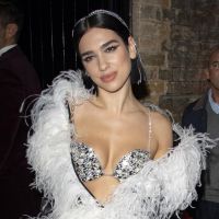 Dua Lipa : Son père sexy lui vole la vedette aux Brits Awards