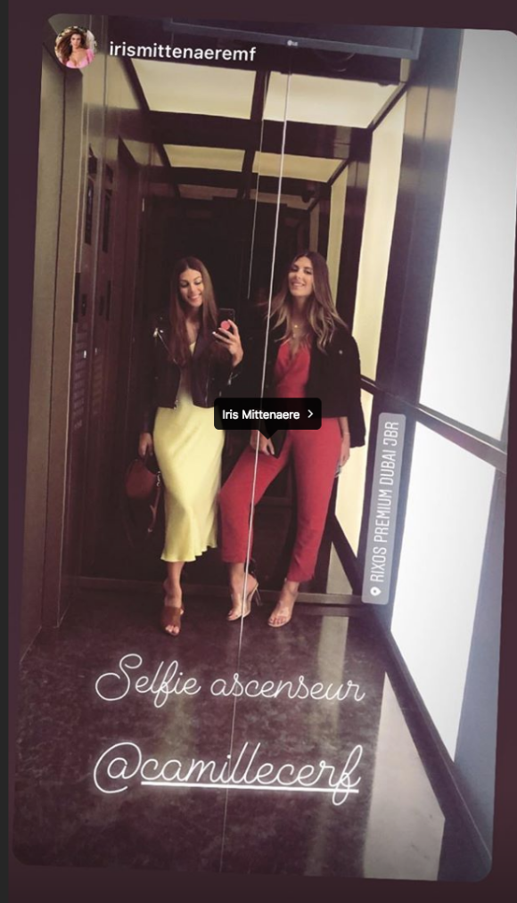Iris Mittenaere et Camille Cerf à Dubaï. Les deux miss posent ensemble. C'est cette photo qui a été à l'origine des mots blessants de l'internaute. Février 2019.