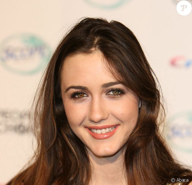 Madeline Zima D Une Nounou D Enfer Et Californication Rejoint Heroes Purepeople