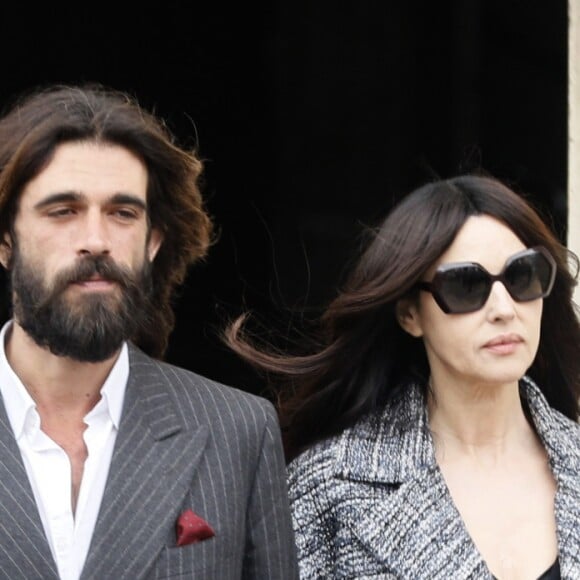 Monica Bellucci et son compagnon Nicolas Lefebvre - Sorties du défilé de mode Prêt-à-Porter automne-hiver 2019/2020 "Chanel" à Paris. Le 5 mars 2019 © CVS-Veeren/Bestimage