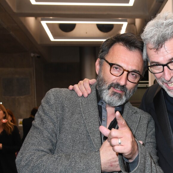 Frédéric Lopez et Stéphane de Bourgies - Vernissage de l'exposition "Quand le masque tombe" de Stéphane de Bourgies sur le toit de la Grande Arche de la Défense, le 12 mars 2019.© Coadic Guirec/Bestimage