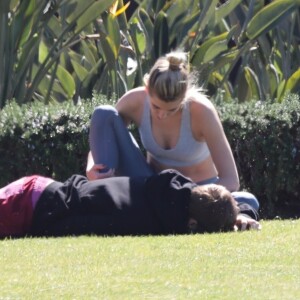 Justin Bieber et sa femme Hailey Bieber (née Baldwin) profitent du soleil à Laguna Beach. Los Angeles, le 16 mars 2019.