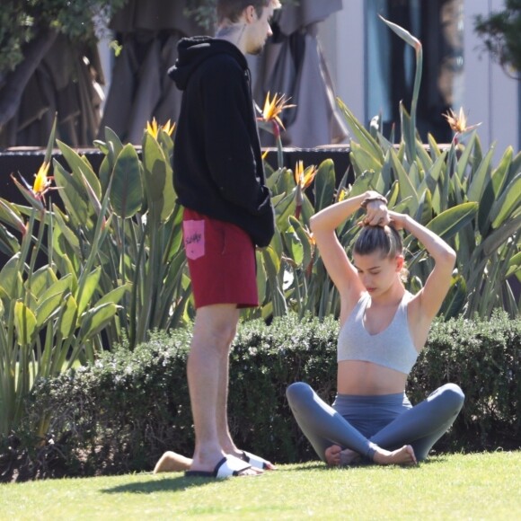 Justin Bieber et sa femme Hailey Bieber (née Baldwin) profitent du soleil à Laguna Beach. Los Angeles, le 16 mars 2019.