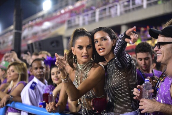 Bruna Marquezine et Izabel Goulart au carnaval de Rio De Janeiro au Brésil. Le 8 mars 2019
