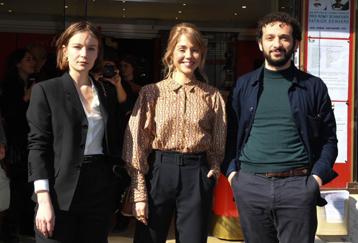 Photo : Diane Rouxel, Alice Isaaz et William Lebghil - Conférence de ...