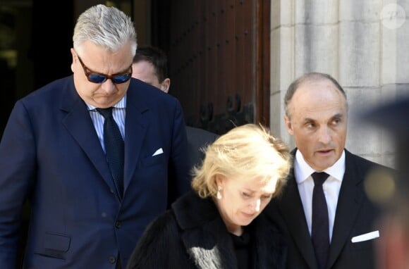 La princesse Astrid de Belgique, son mari le prince Lorenz et son frère le prince Laurent aux obsèques du cardinal Godfried Danneels, décédé le 14 mars à l'âge de 85 ans, célébrées à la cathédrale Saint-Rombaut de Malines le 22 mars 2019.
