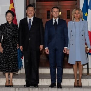 Le président de la République française Emmanuel Macron et sa femme la première dame Brigitte Macron reçoivent son homologue le président de la république populaire de Chine Xi Jinping et sa femme la première dame Peng Liyuan pour une visite de la villa Kérylos avant un dîner privé à Beaulieu-sur-Mer, le 24 mars 2019. © Laurent Vu/Pool/Bestimage